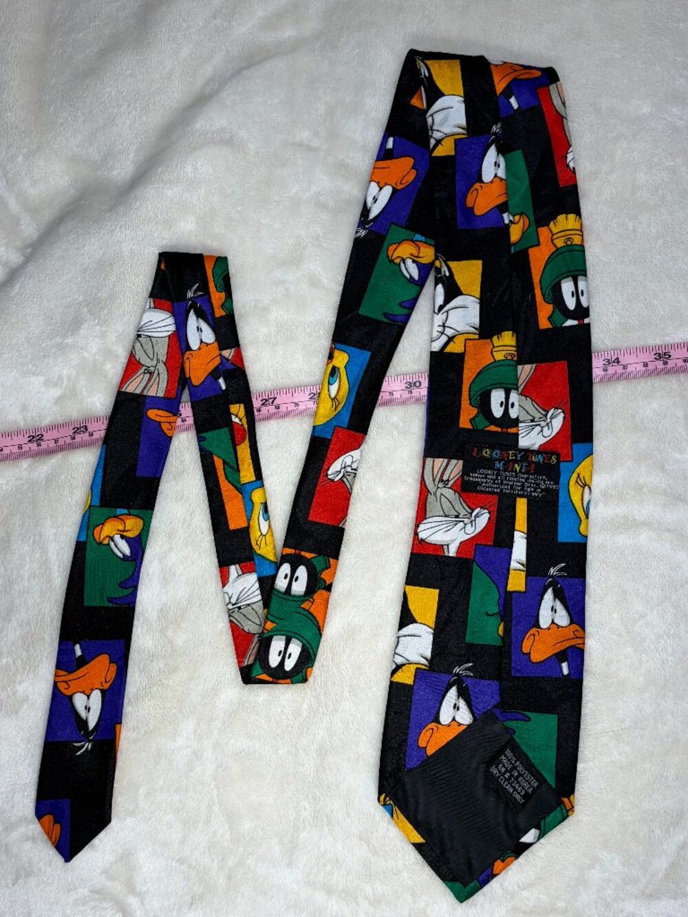 Vintage 1993 Looney Tunes Mania Warner Bros Cartoon Tie Bugs Bunny Tweety Bird